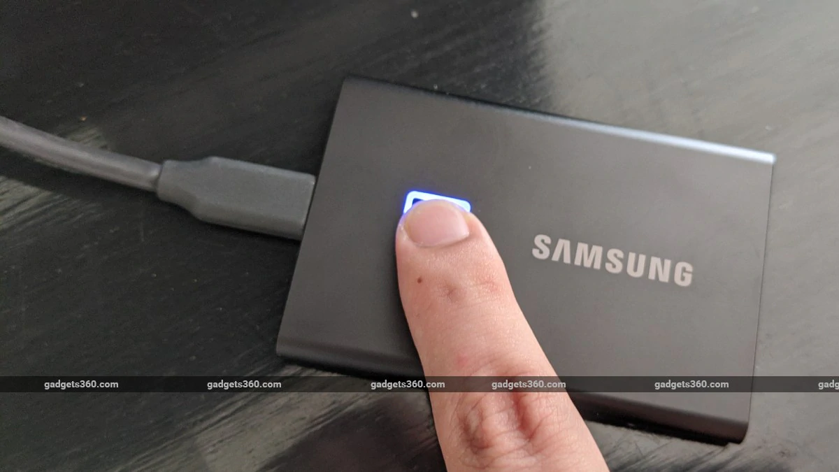 Samsung SSD T7 Touch (1GB) Review